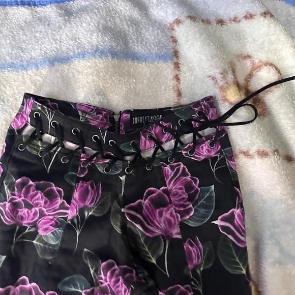 Current mood flower pants - Picture 4 of 4